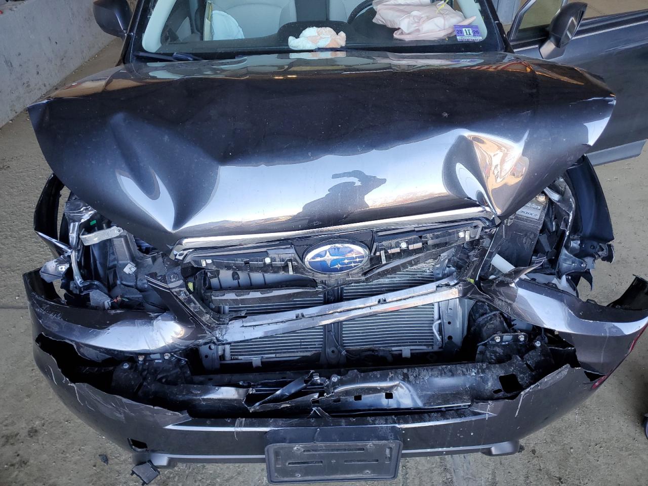 2016 Subaru Forester - Image 13