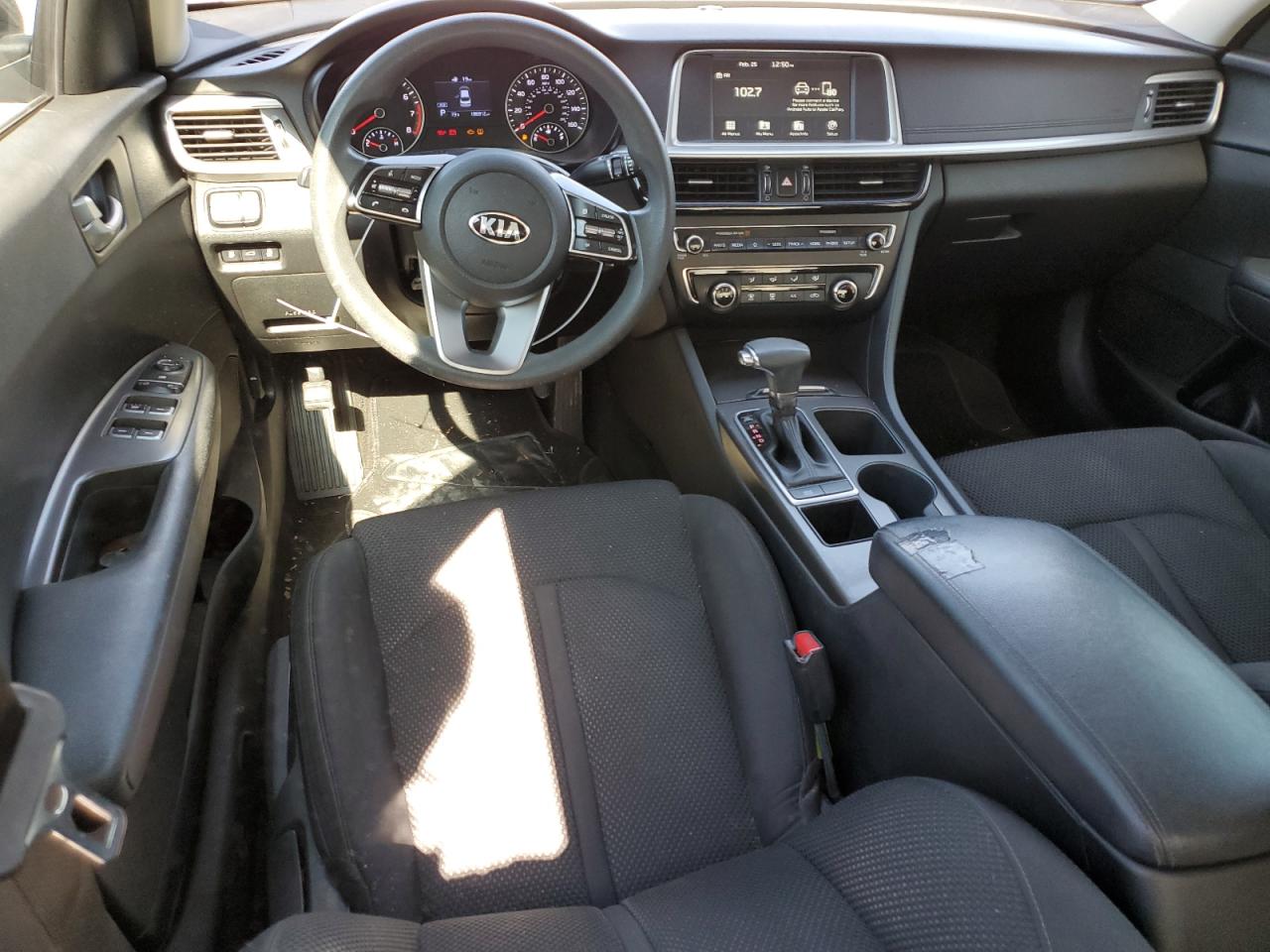 2020 Kia Optima - Image 8