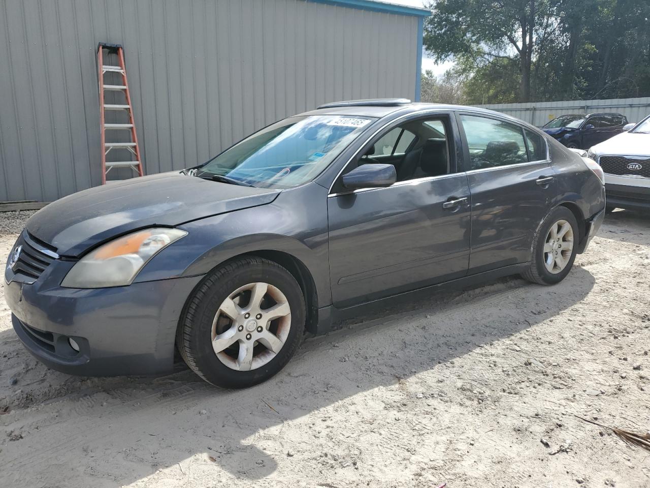 2009 Nissan Altima - Image 1