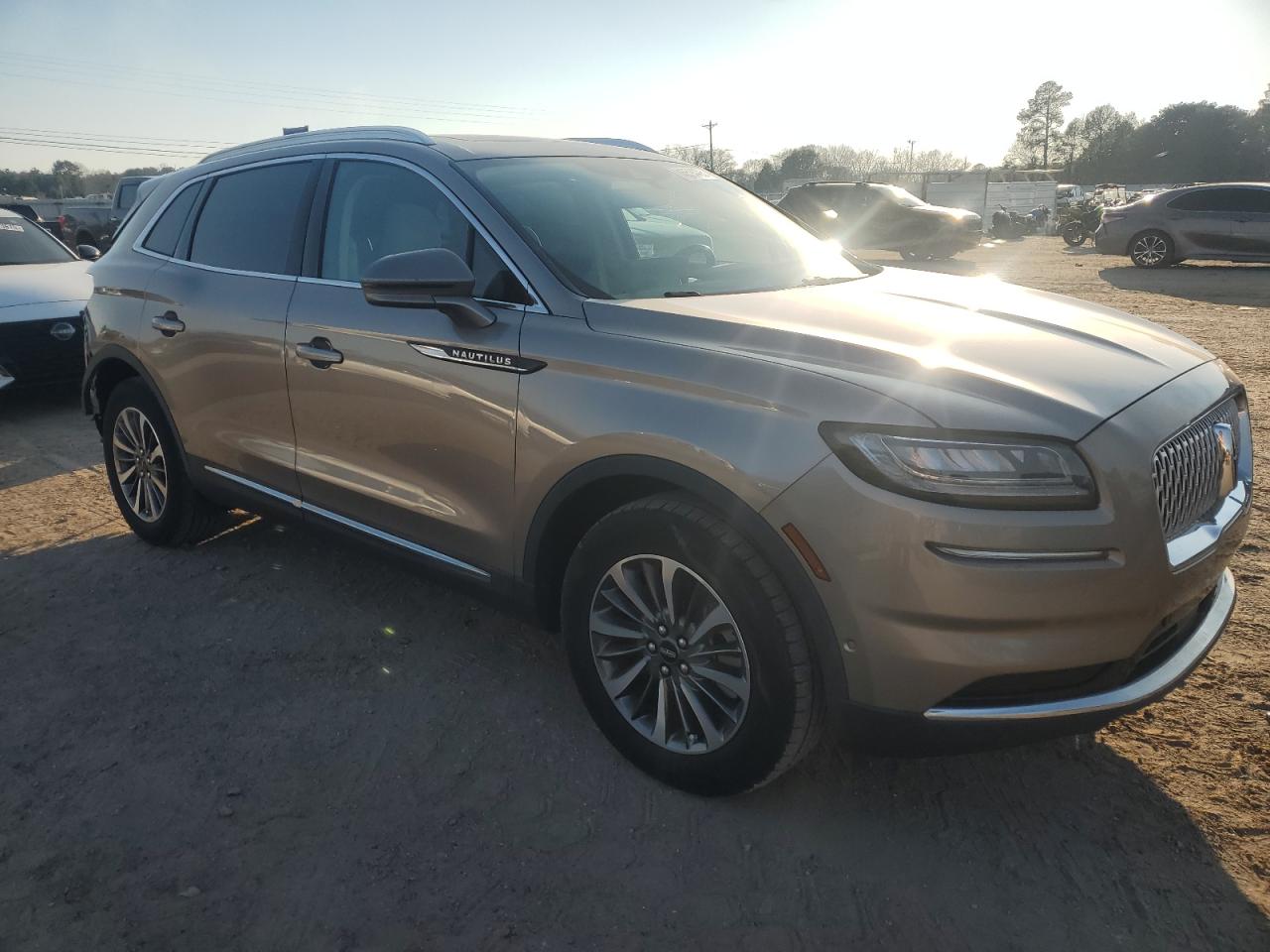2021 Lincoln Nautilus - Image 4