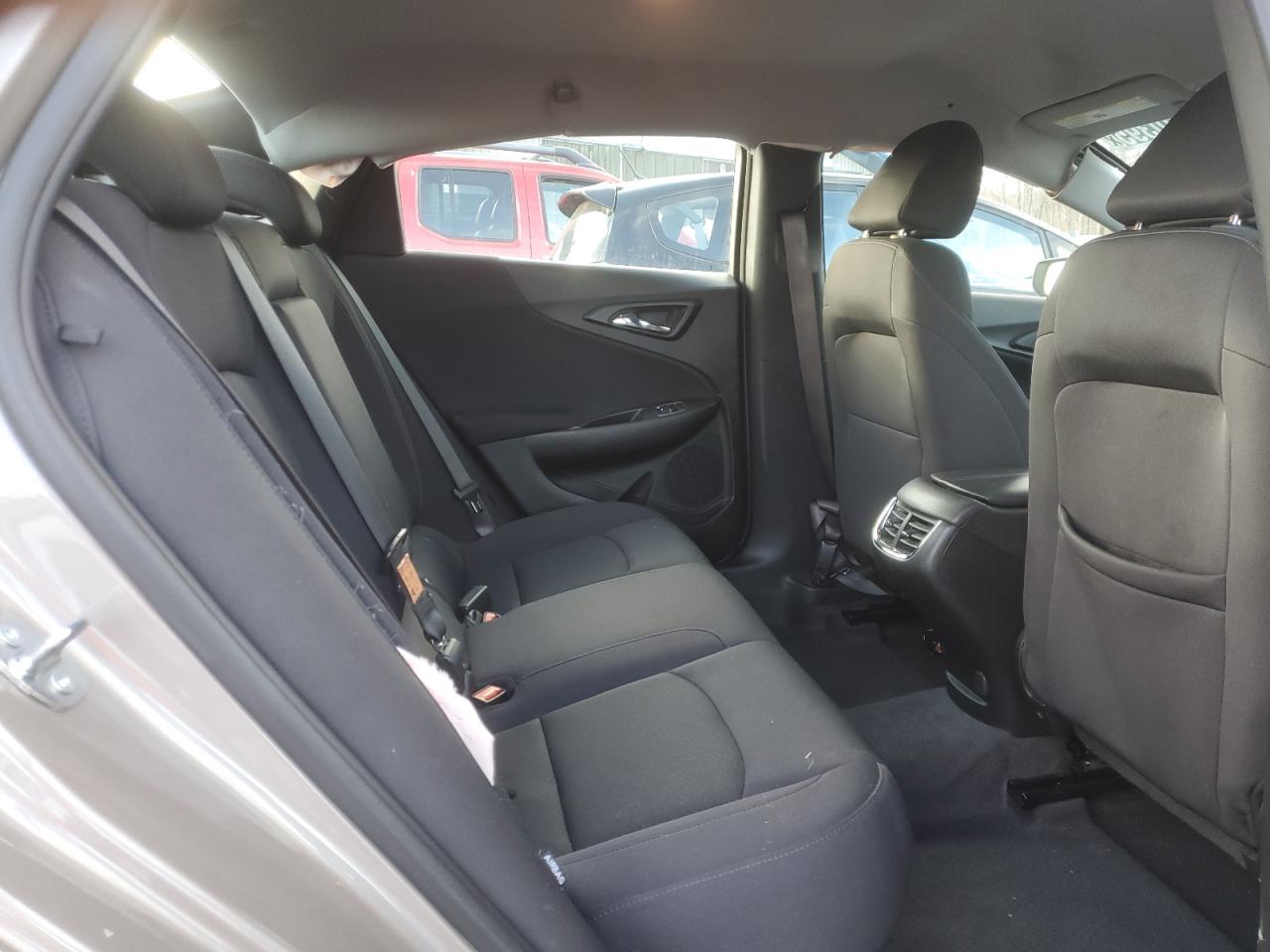 2023 Chevrolet Malibu - Image 10