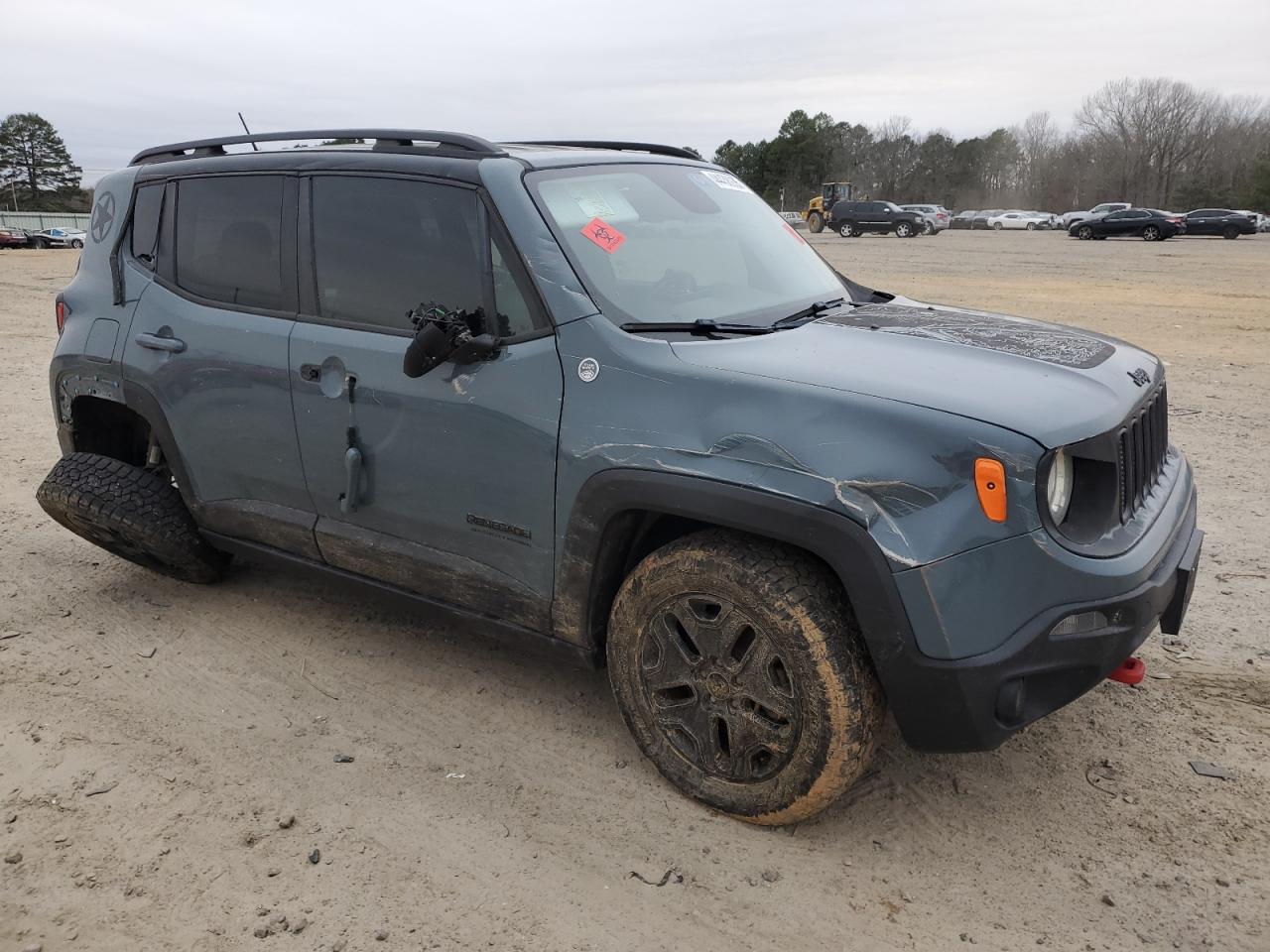 2017 Jeep Renegade - Image 4