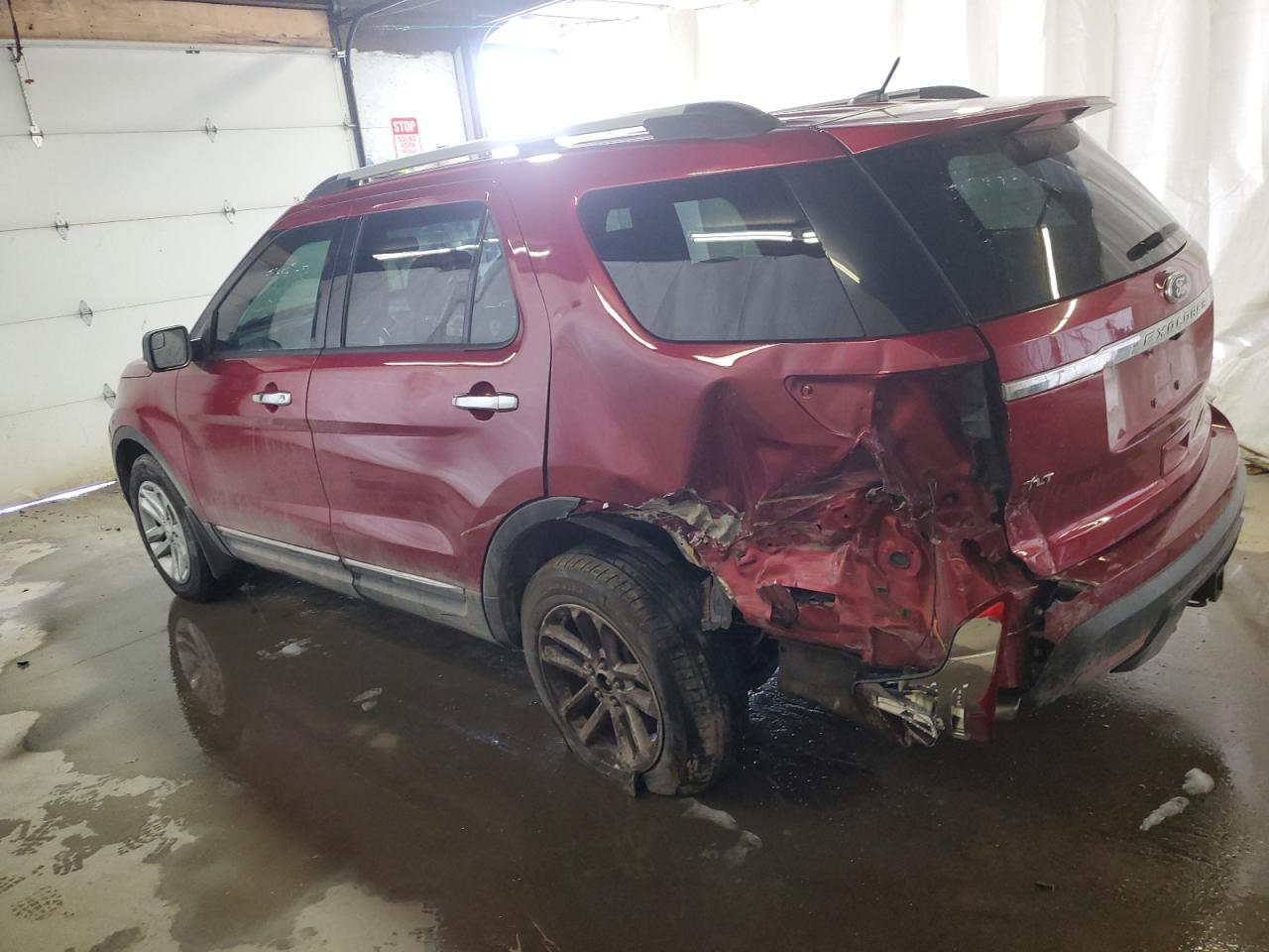 2015 Ford Explorer - Image 2