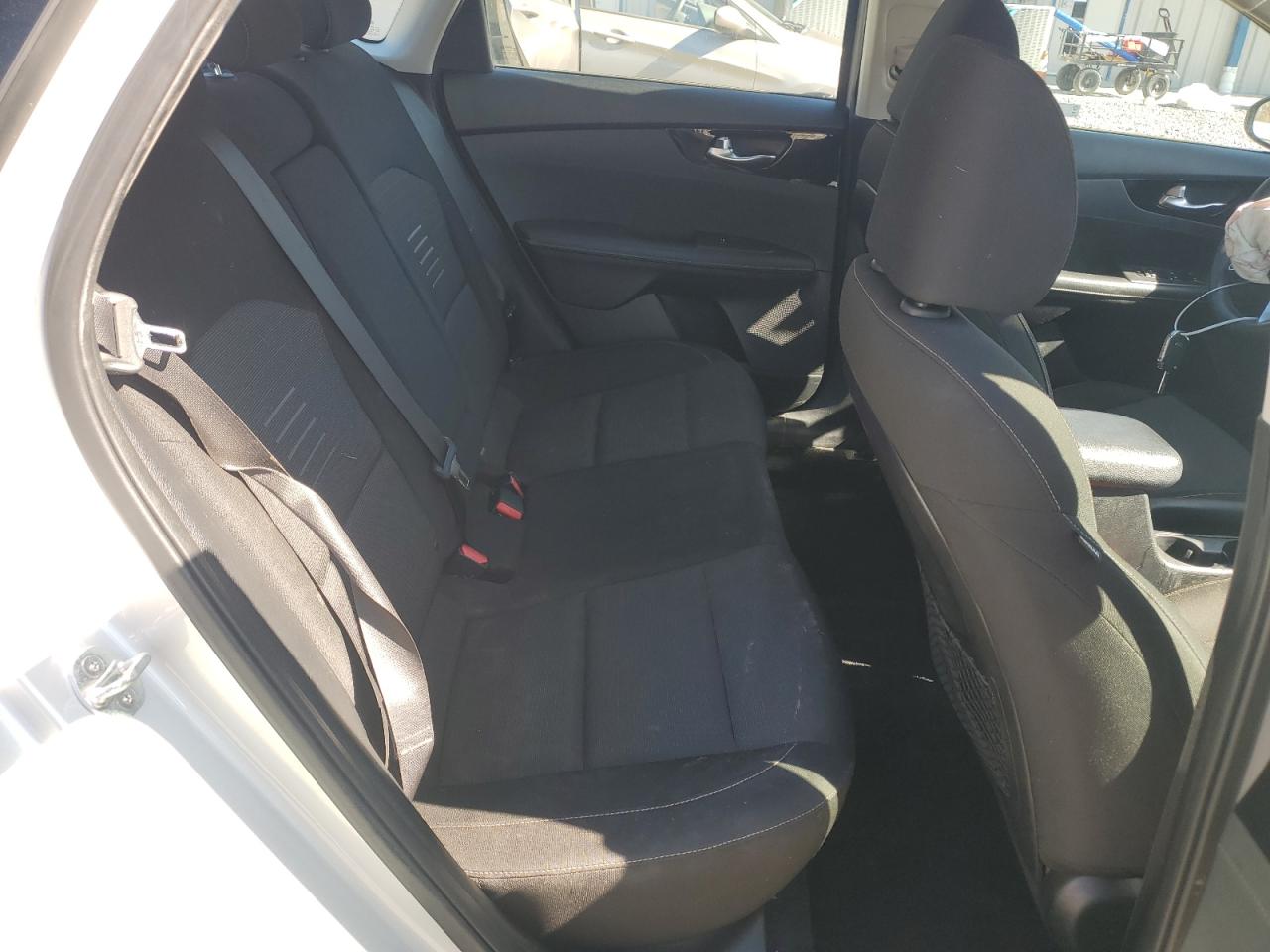 2019 Kia Forte - Image 10
