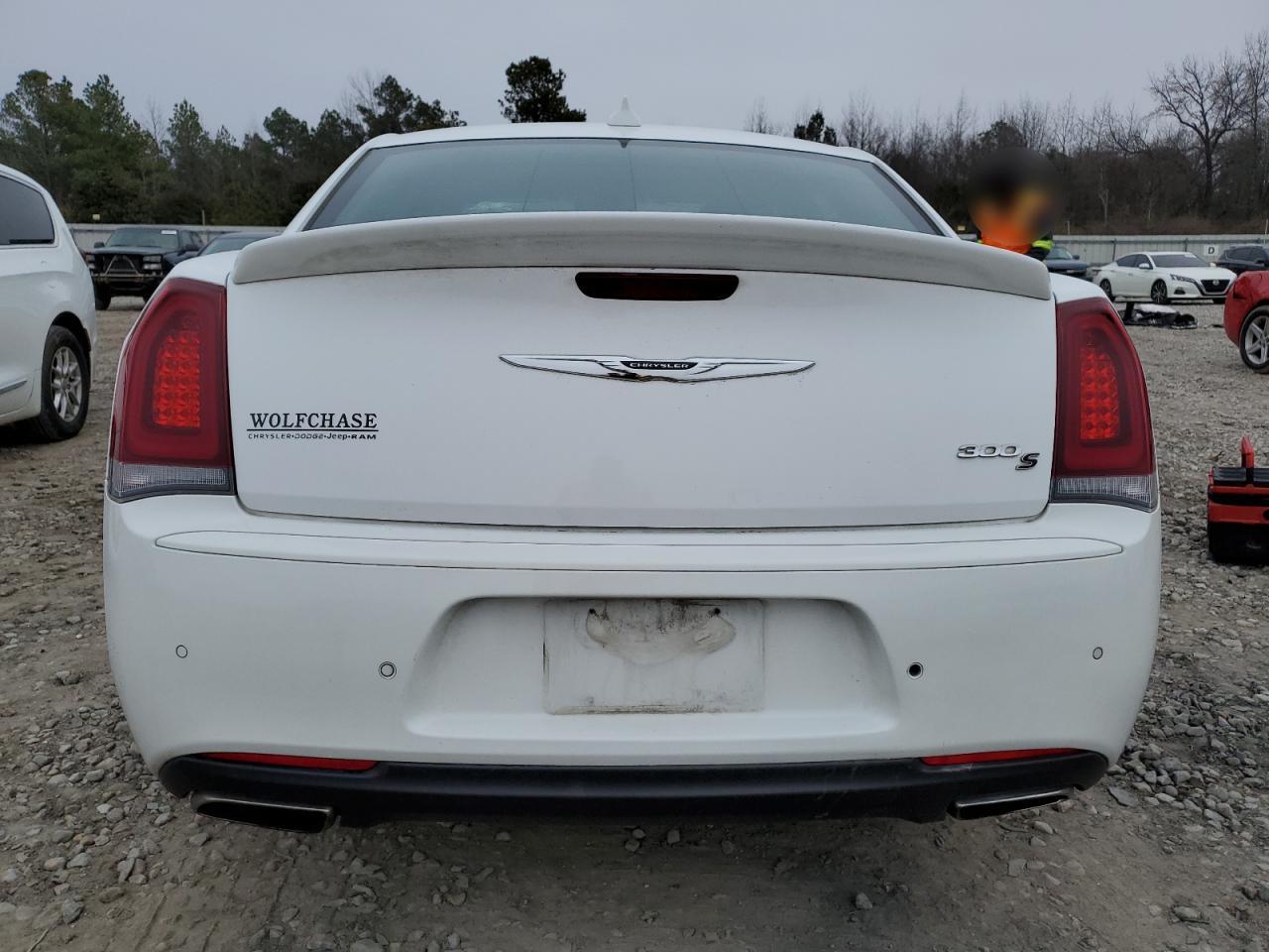 2020 Chrysler 300 - Image 6