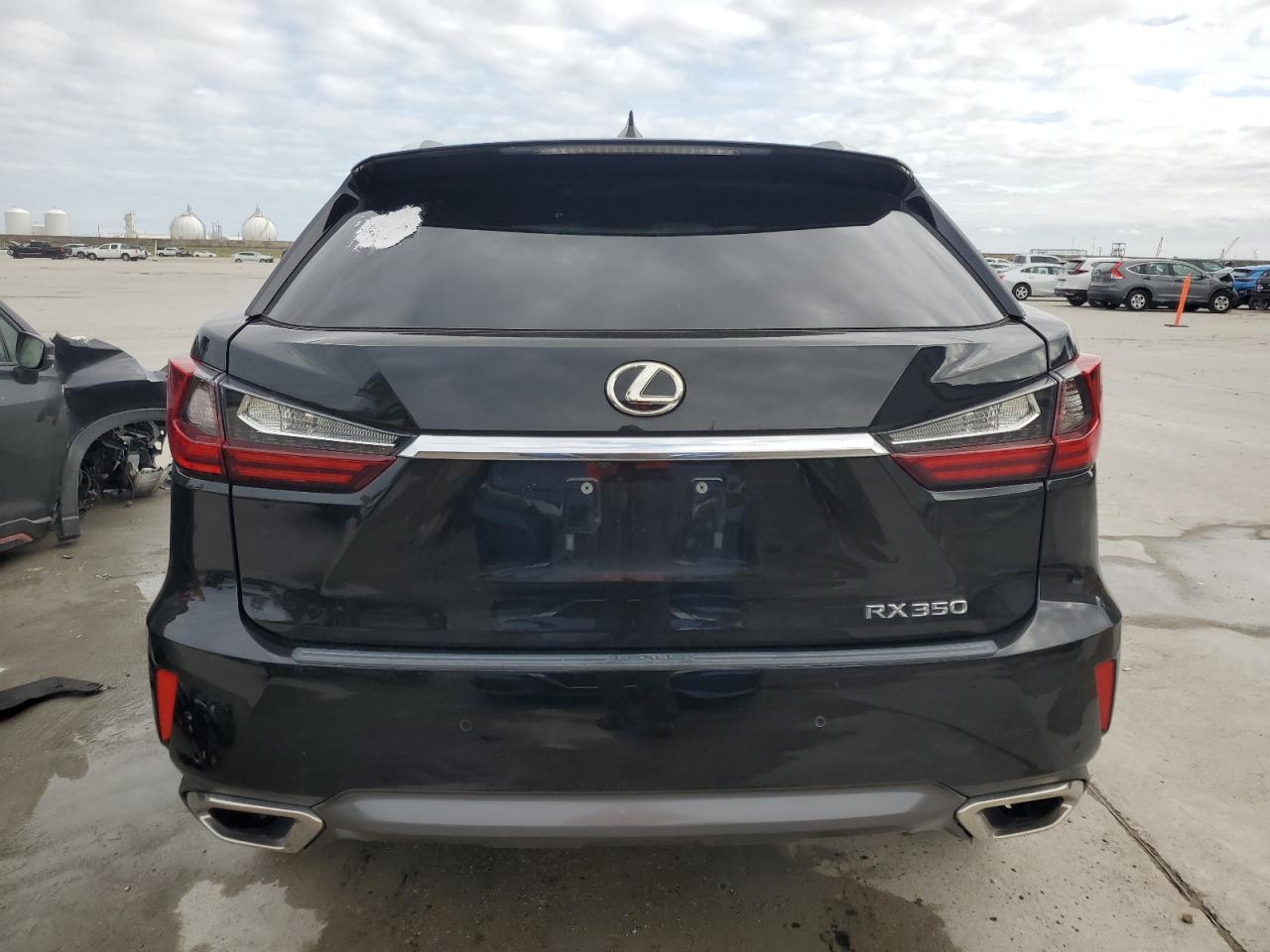 2019 Lexus RX - Image 6