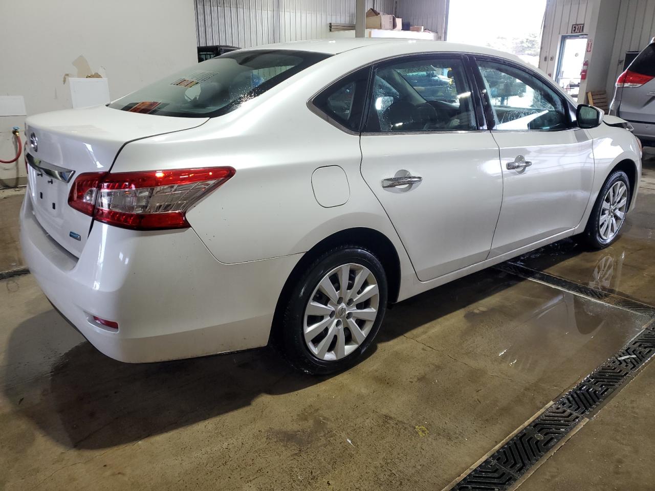 2013 Nissan Sentra - Image 3