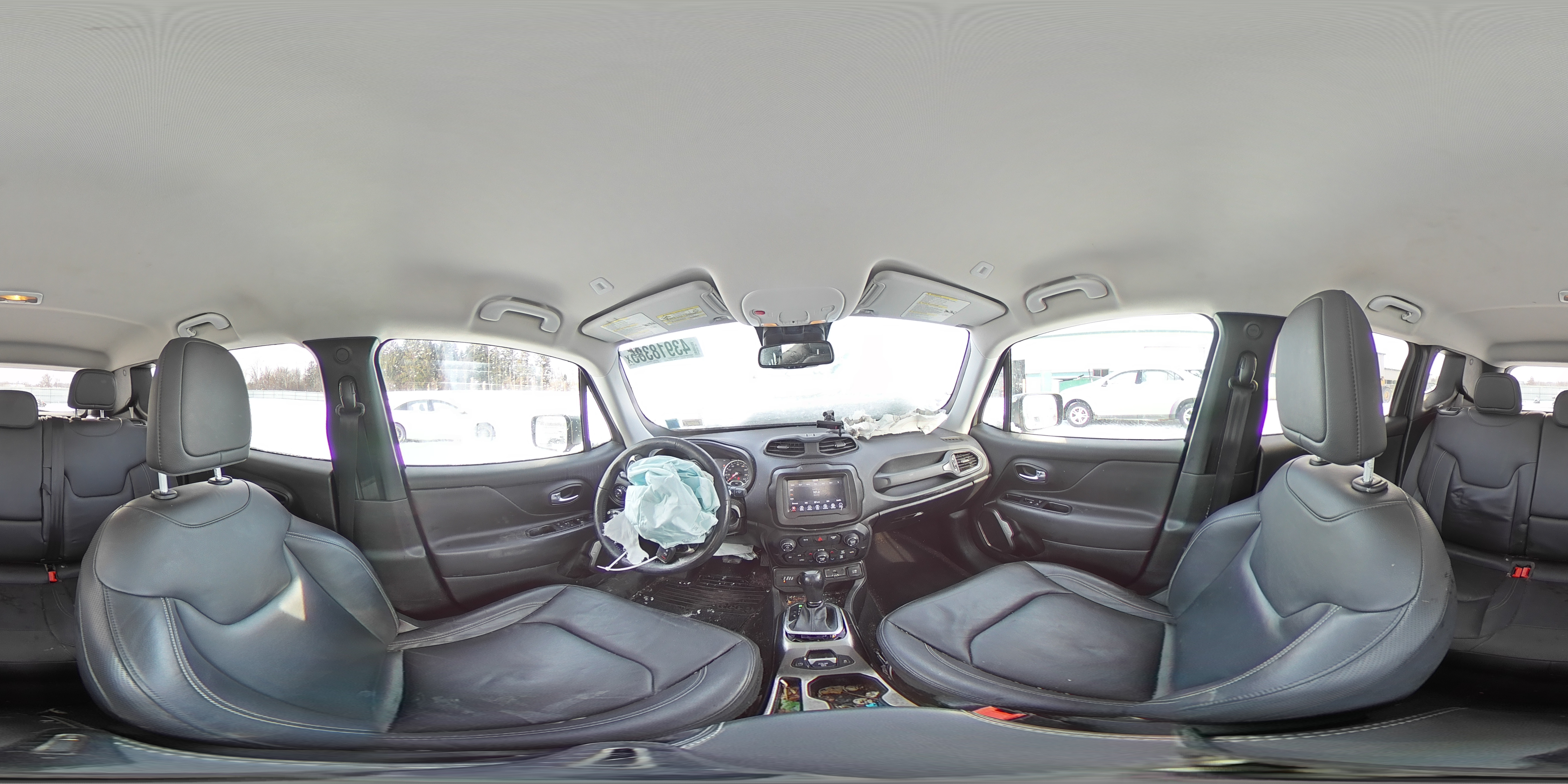 2020 Jeep Renegade - Image 14