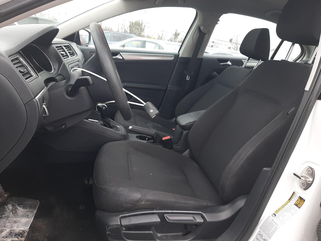 2015 Volkswagen Jetta - Image 7