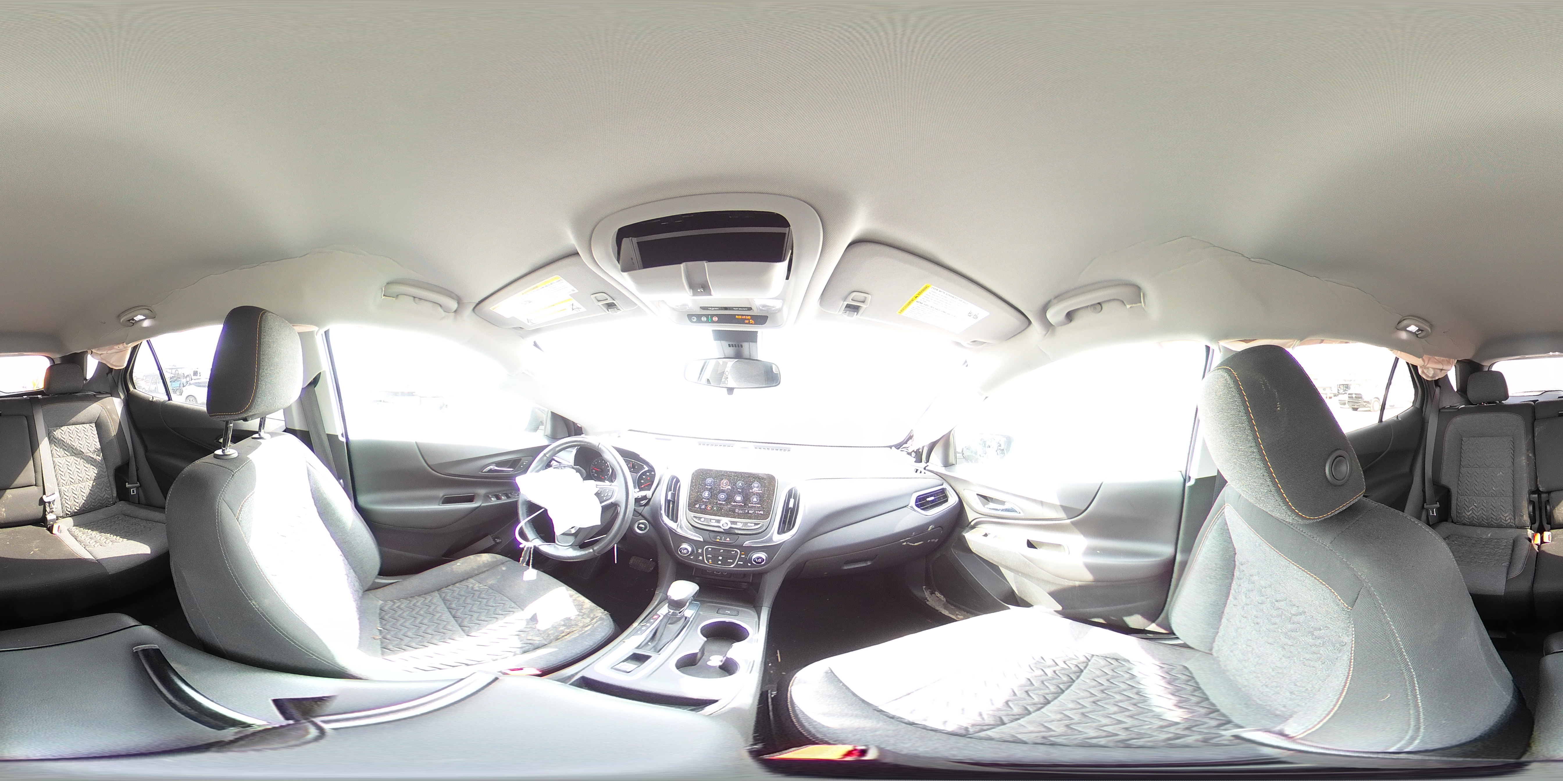 2022 Chevrolet Equinox - Image 13
