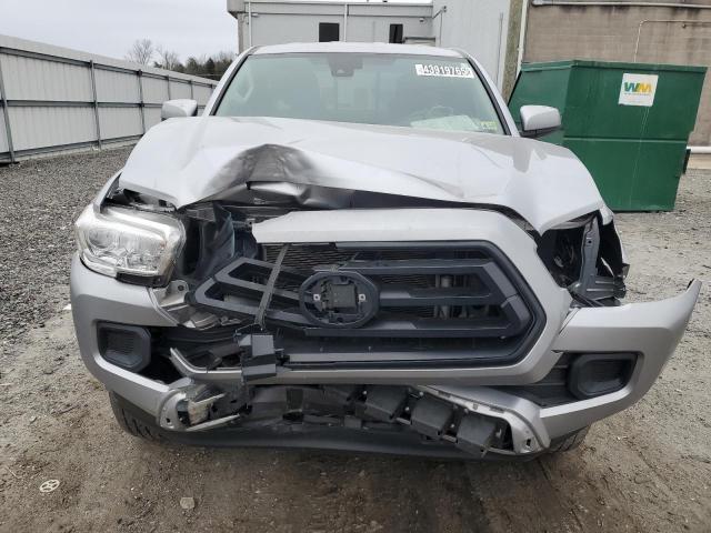  TOYOTA TACOMA 2021 Srebrny