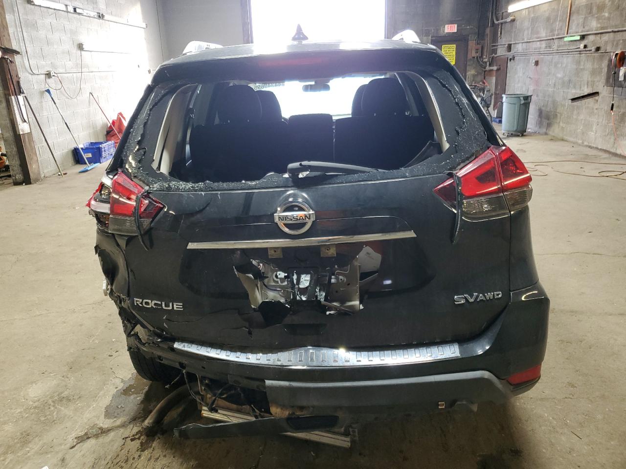 2018 Nissan Rogue - Image 6