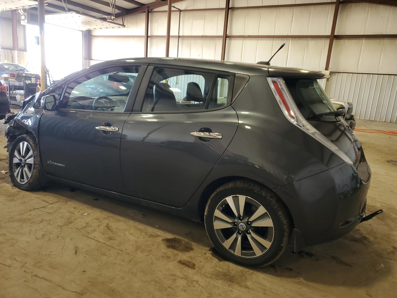 2013 Nissan Leaf - Image 2
