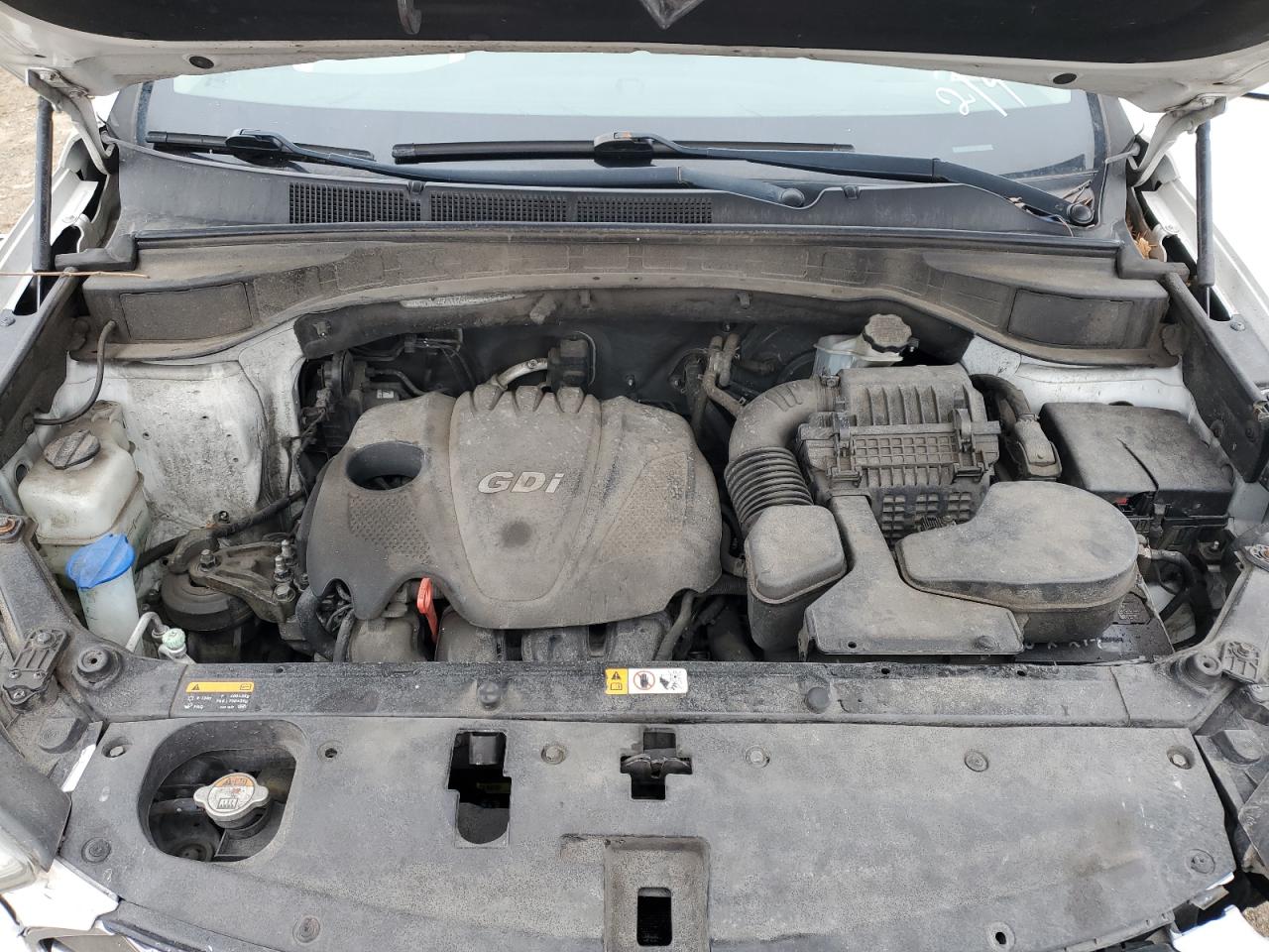 2013 Hyundai Santa Fe - Image 12