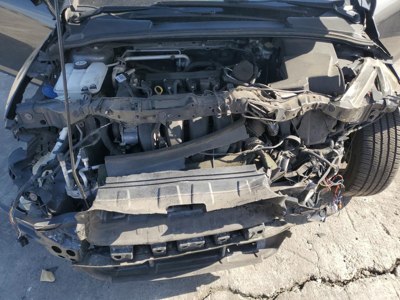 2015 Ford Focus Se VIN: 1FADP3K27FL263659 Lot: 46137805