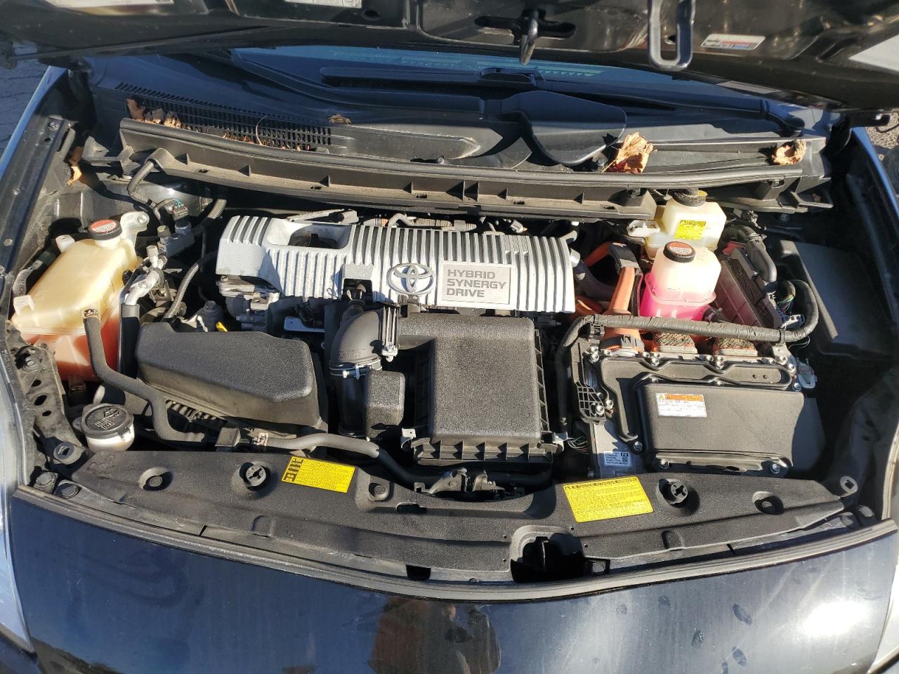2014 Toyota Prius - Image 13