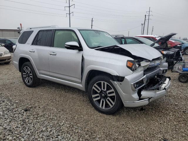  TOYOTA 4RUNNER 2014 Серебристый