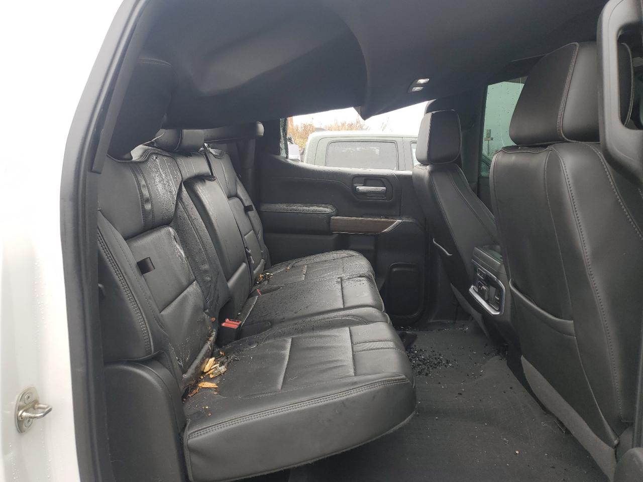 2019 Chevrolet Silverado - Image 10
