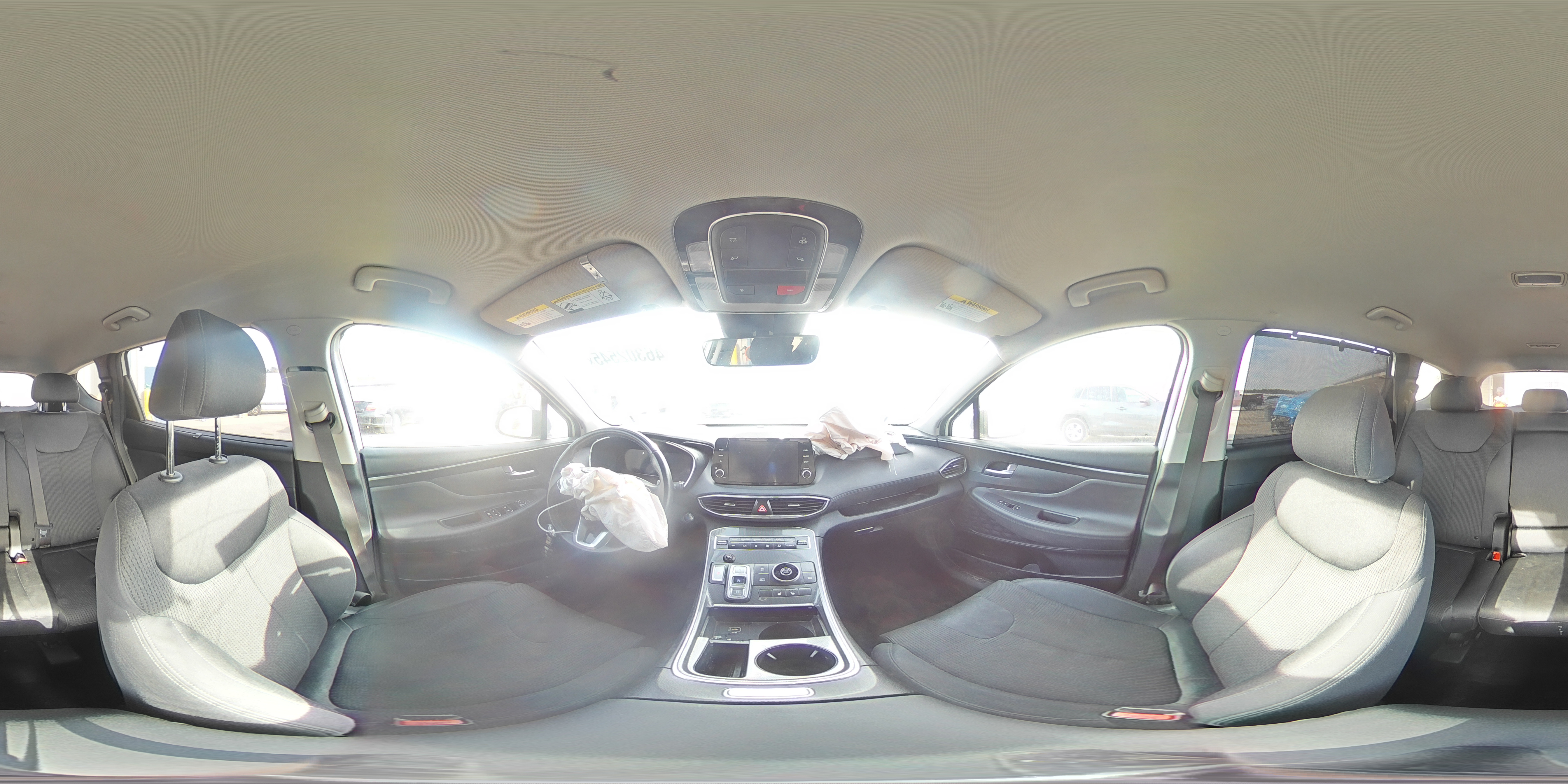 2022 Hyundai Santa Fe - Image 16