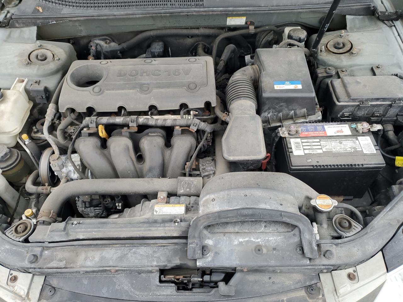 2010 Hyundai Sonata - Image 11