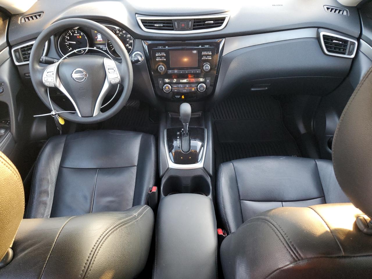 2016 Nissan Rogue - Image 8