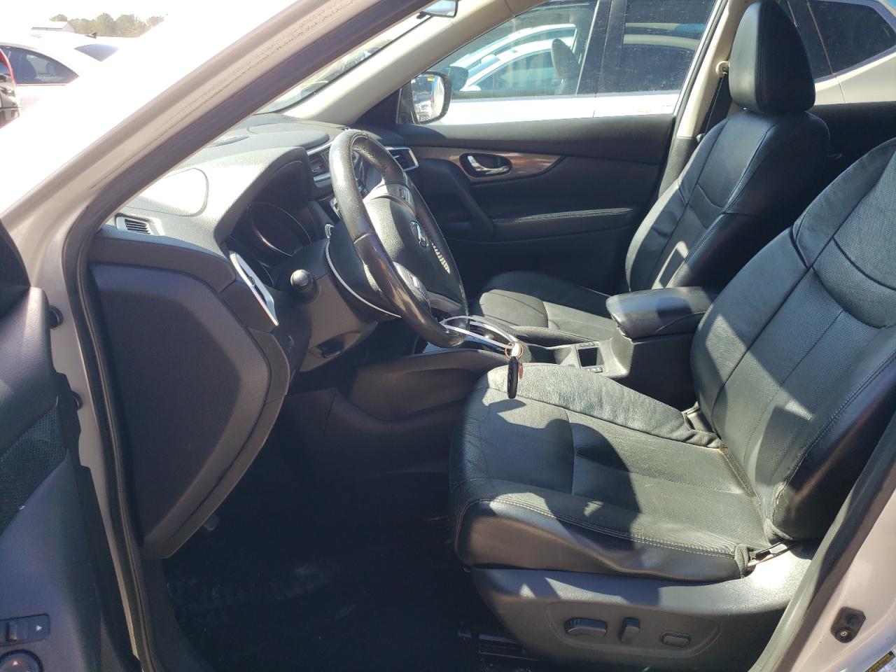 2015 Nissan Rogue - Image 7