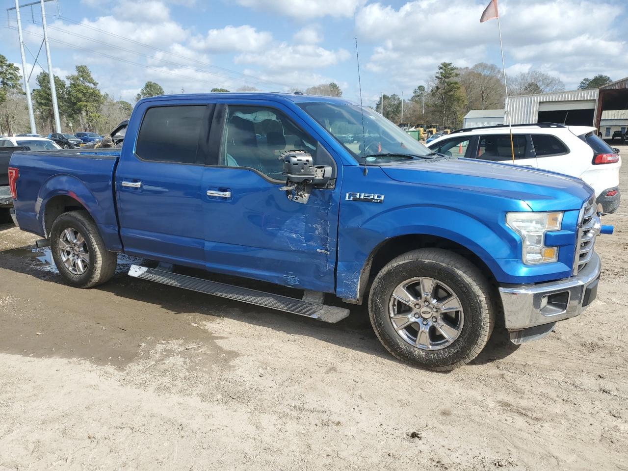 2015 Ford F-150 - Image 4