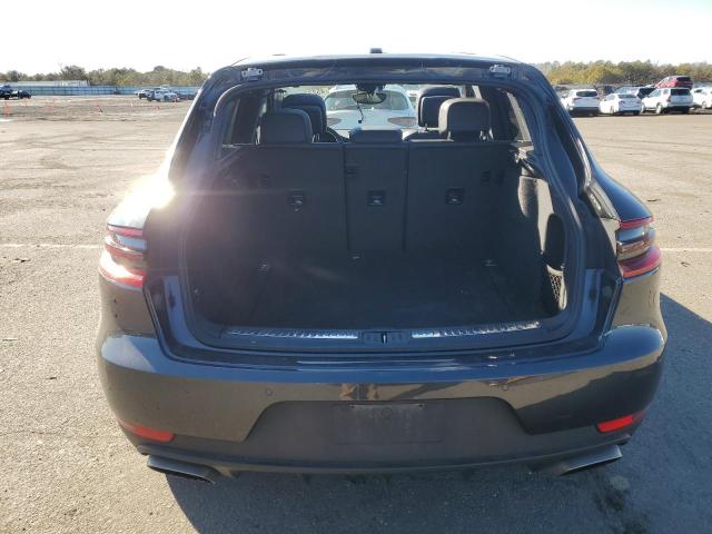  PORSCHE MACAN 2018 Сірий
