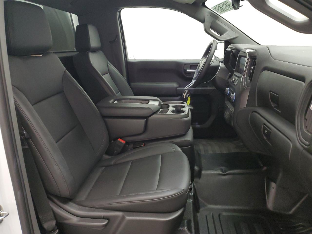 2023 Chevrolet Silverado - Image 10