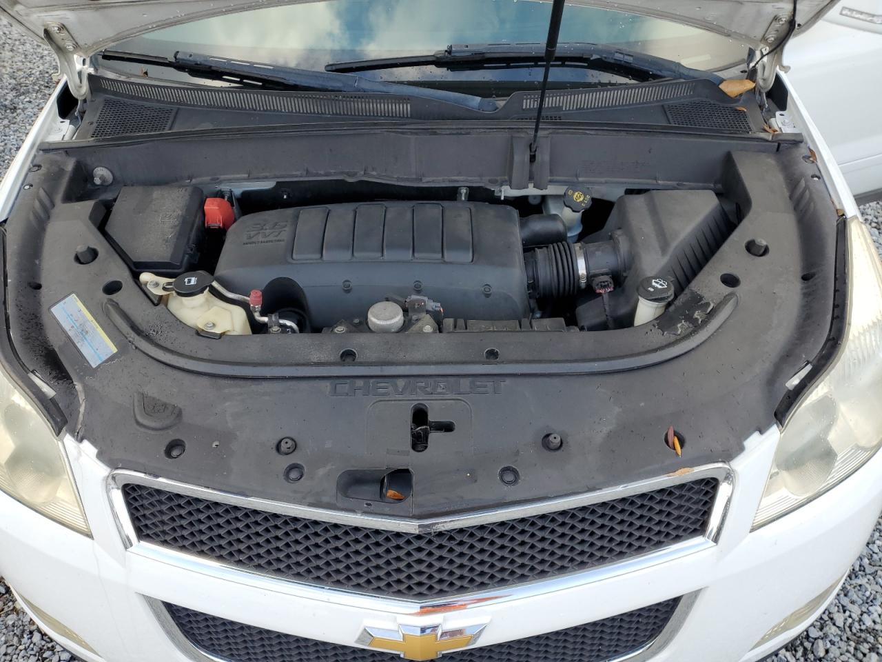 2009 Chevrolet Traverse - Image 12