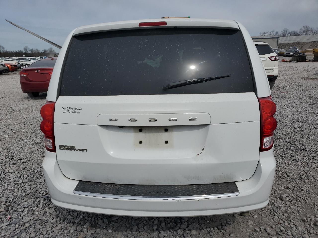 2019 Dodge Caravan - Image 6