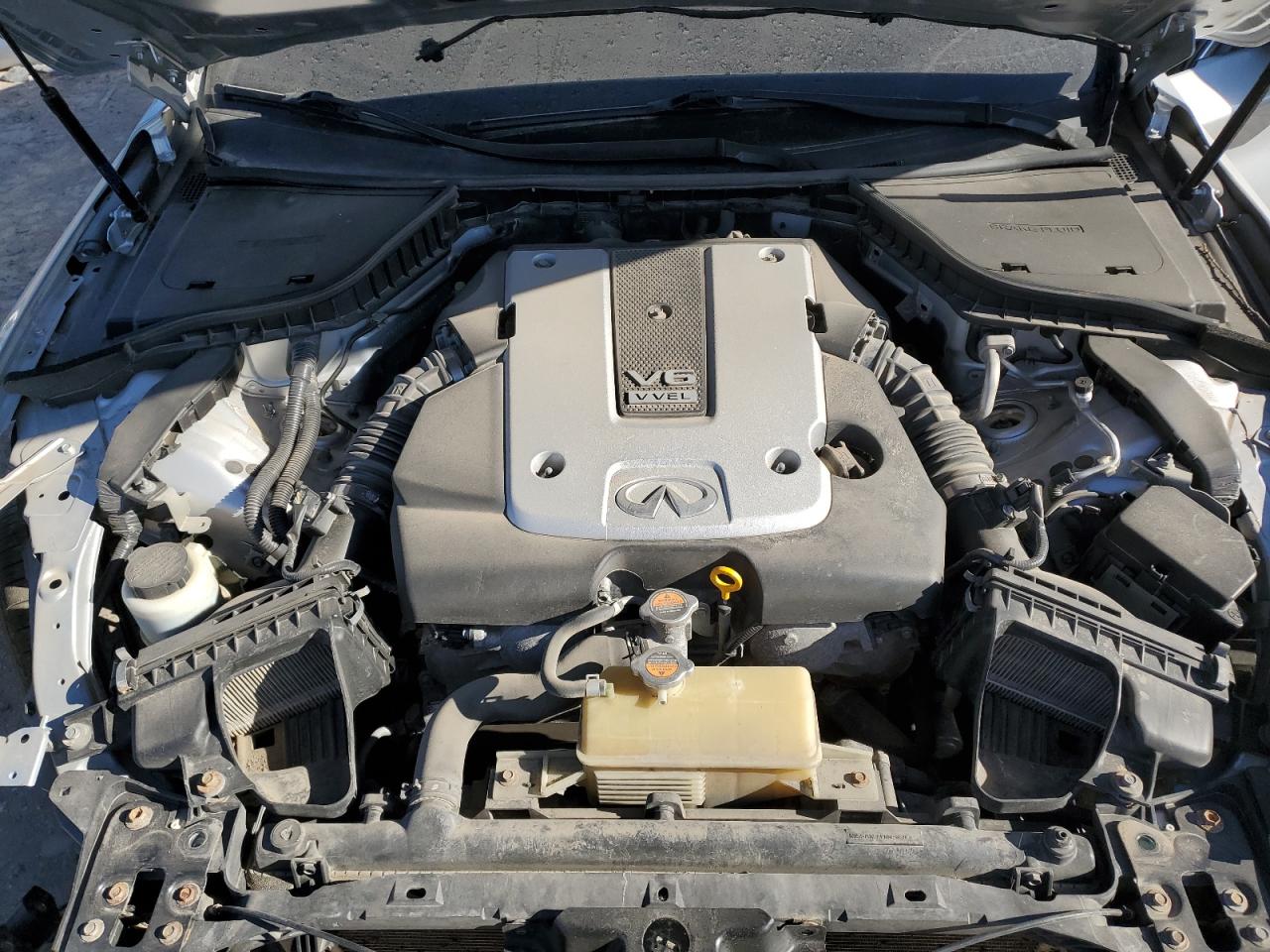 2014 Infiniti Q50 - Image 11