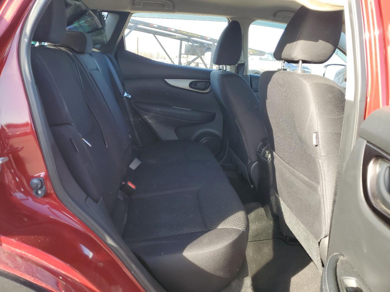 2021 Nissan Rogue - Image 11
