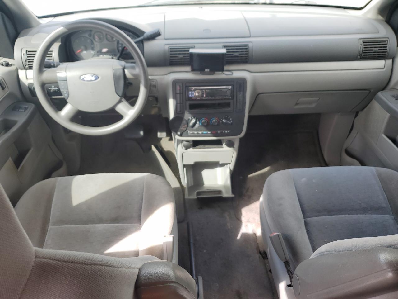 2007 Ford Freestar - Image 8