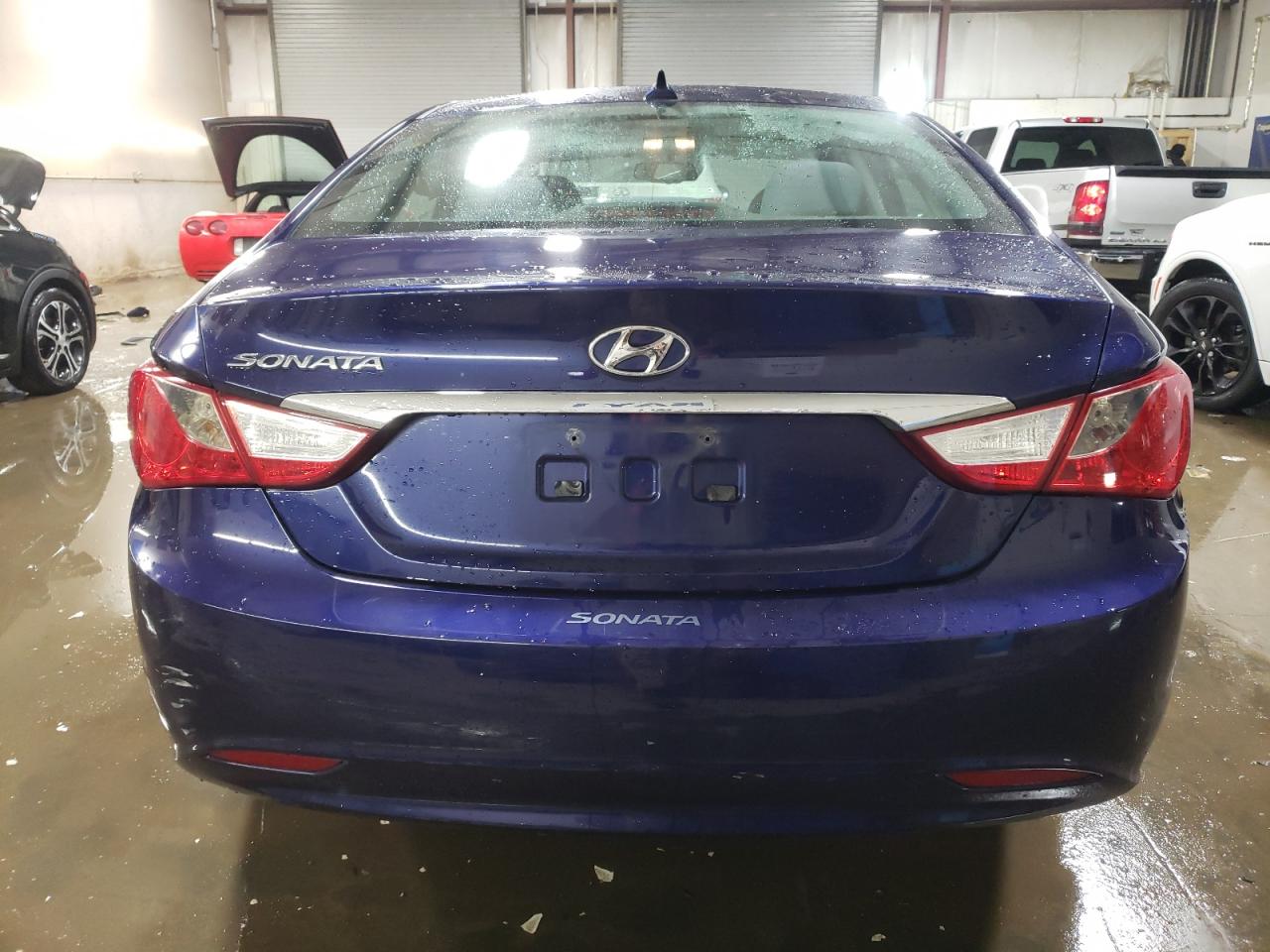 2013 Hyundai Sonata - Image 6