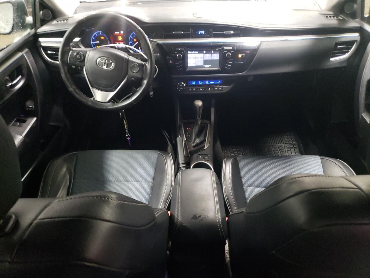 2015 Toyota Corolla - Image 8