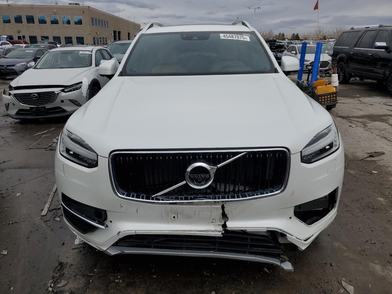 2016 Volvo XC90 - Image 5