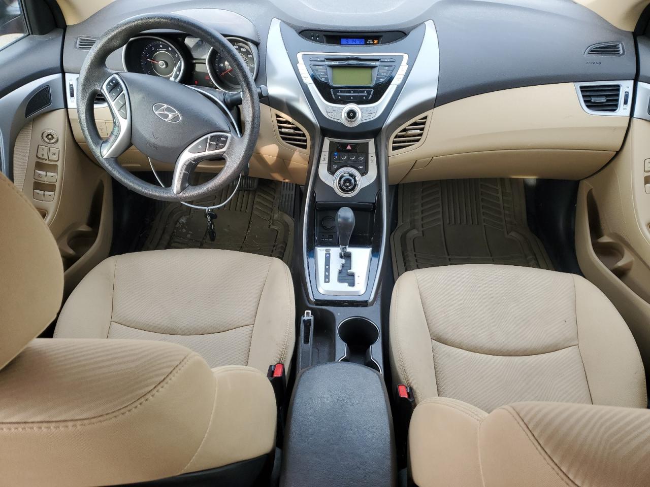 2012 Hyundai Elantra - Image 8
