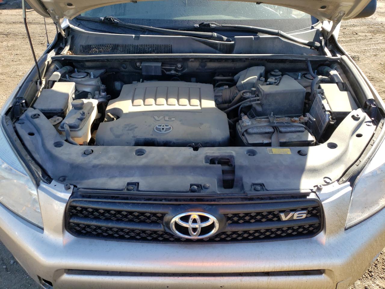 2008 Toyota RAV 4 - Image 12