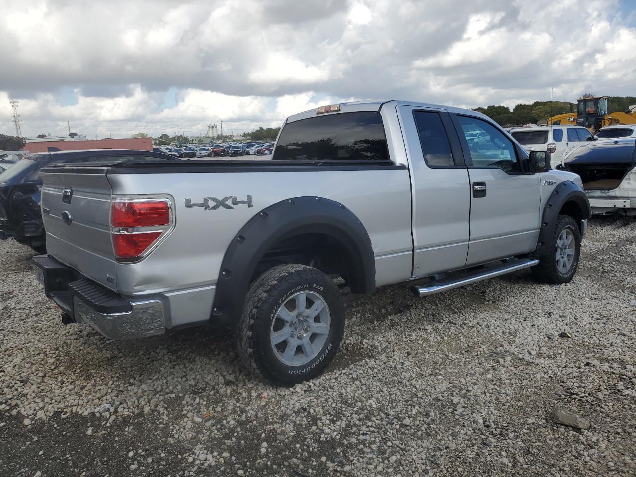 2010 Ford F-150 - Image 3