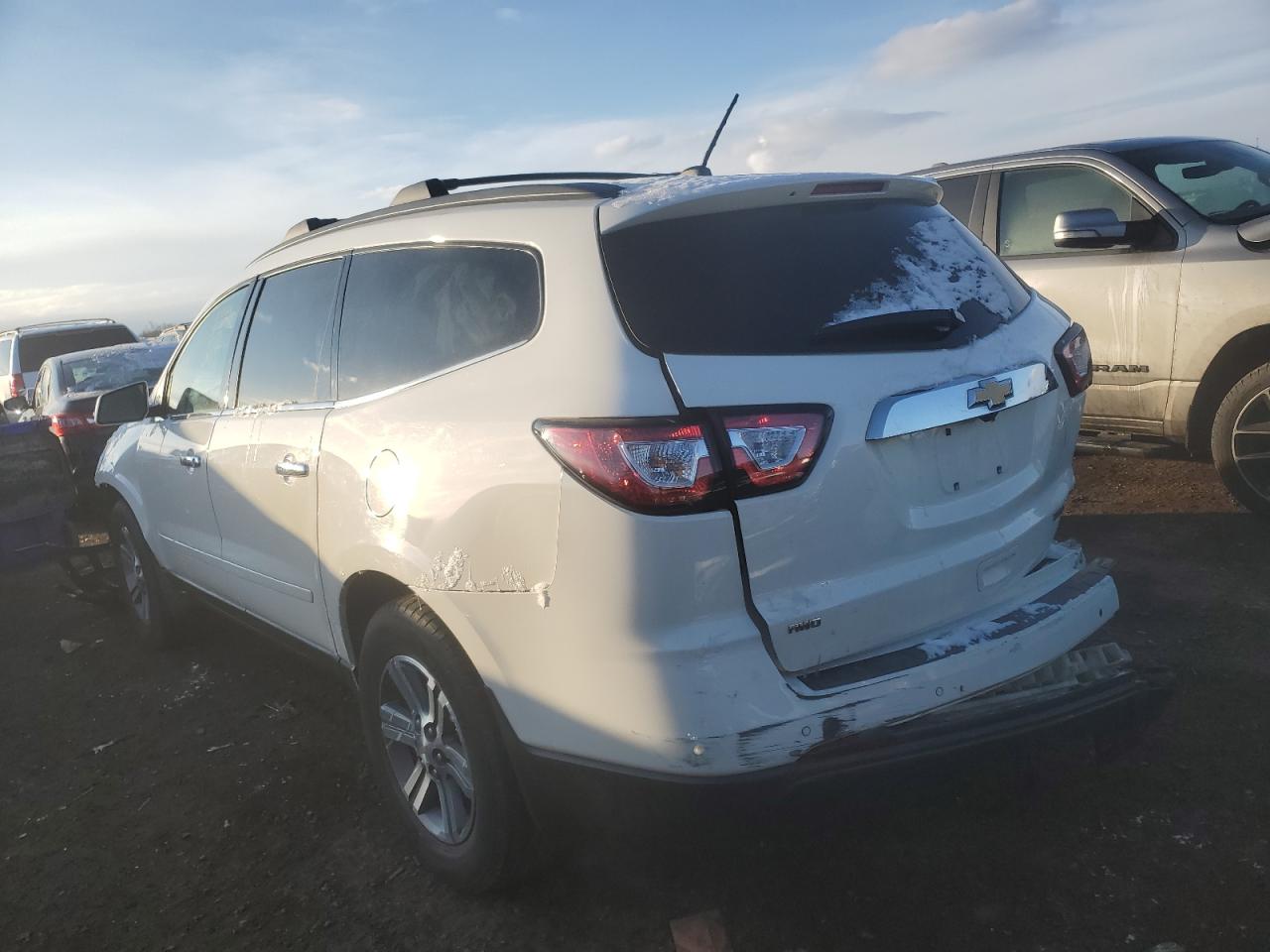 2015 Chevrolet Traverse - Image 2
