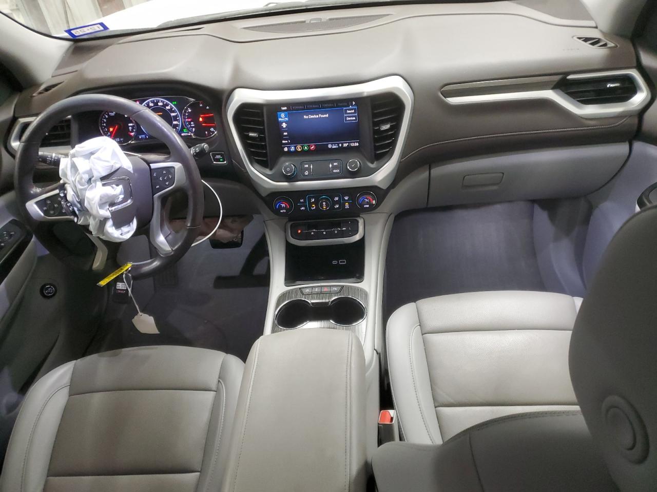 2021 GMC Acadia - Image 8