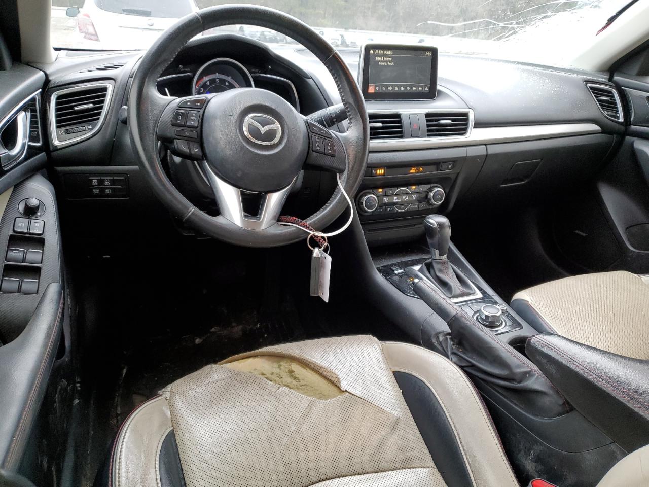 2014 Mazda 3 - Image 8
