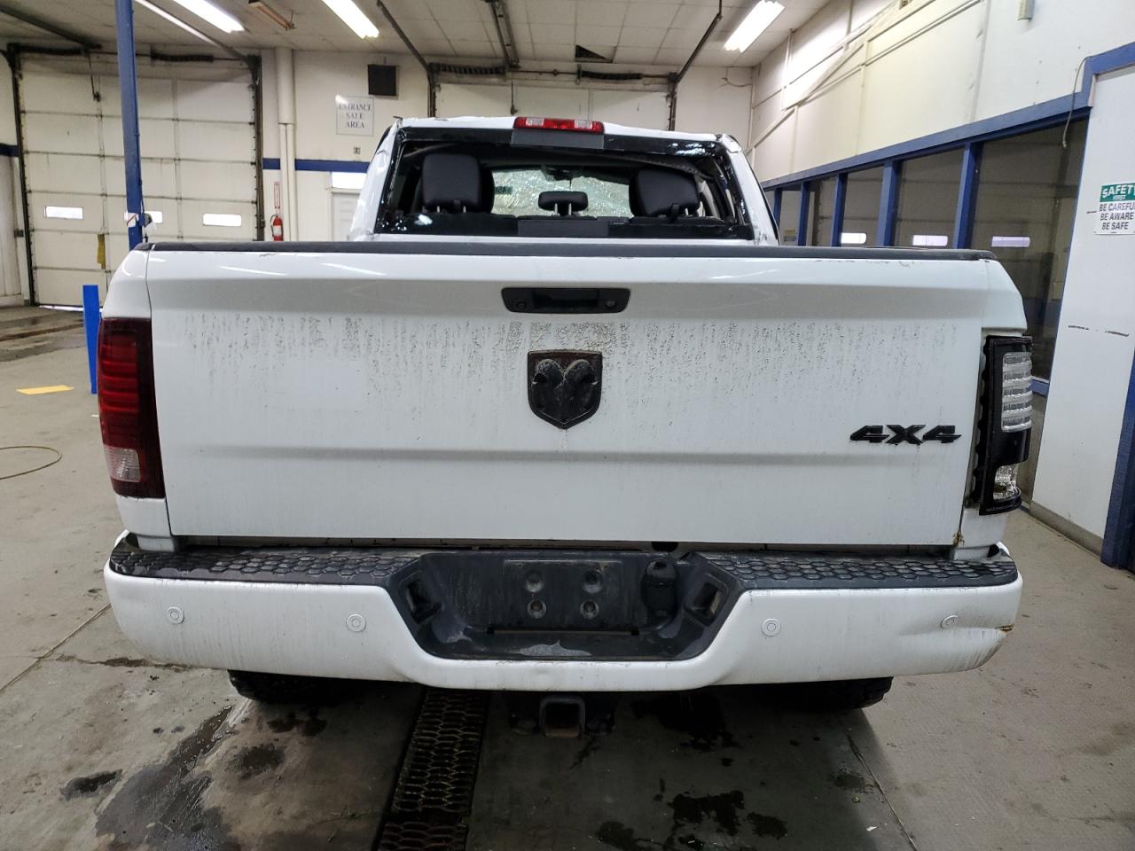 2017 RAM 2500 - Image 6