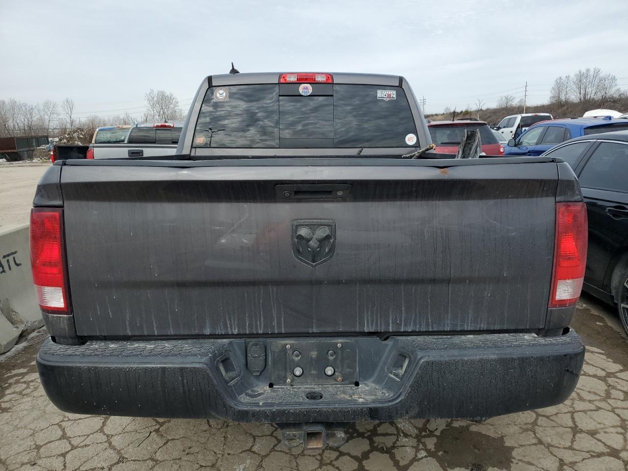 2015 RAM 1500 - Image 6