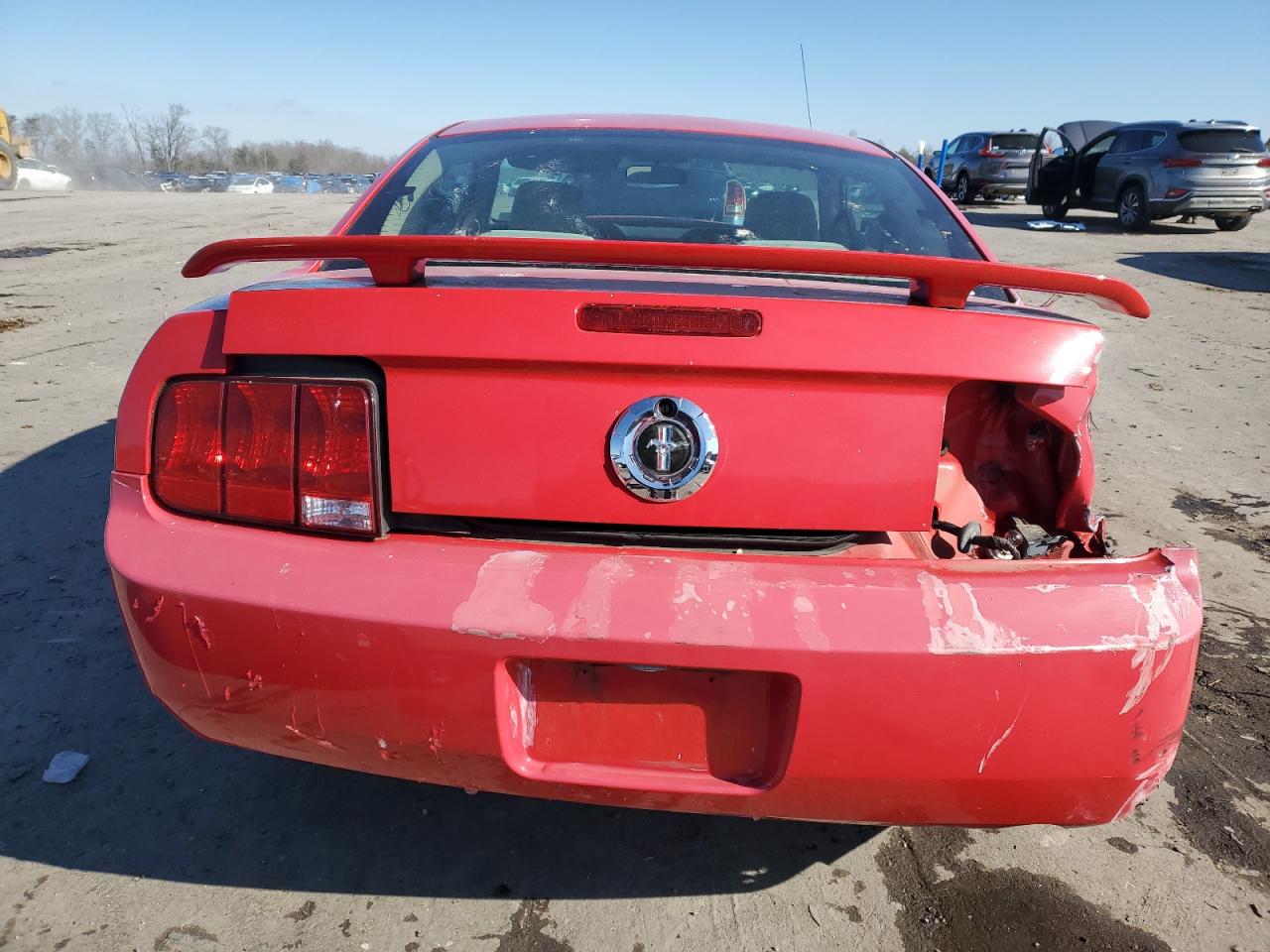 2005 Ford Mustang - Image 6