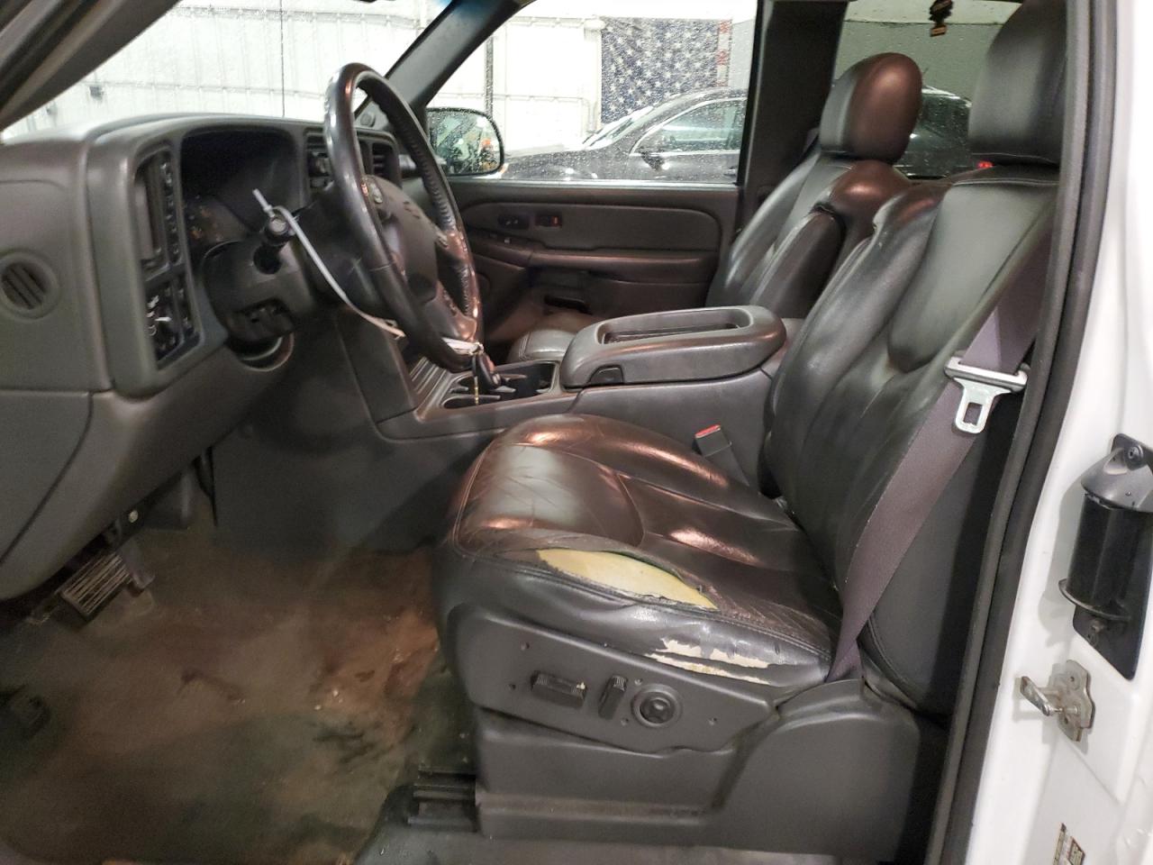 2005 Chevrolet Silverado - Image 7