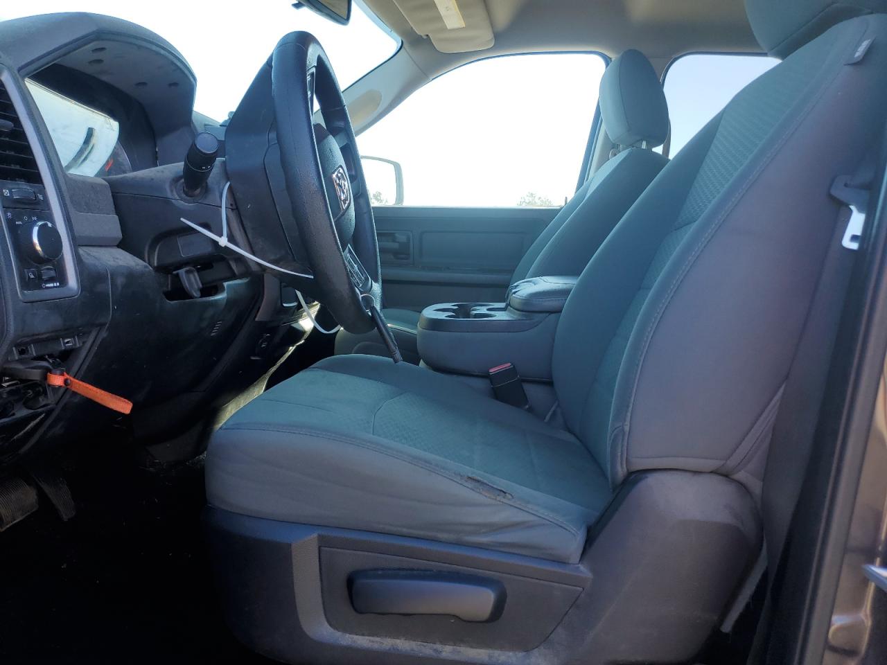 2016 RAM 1500 - Image 7