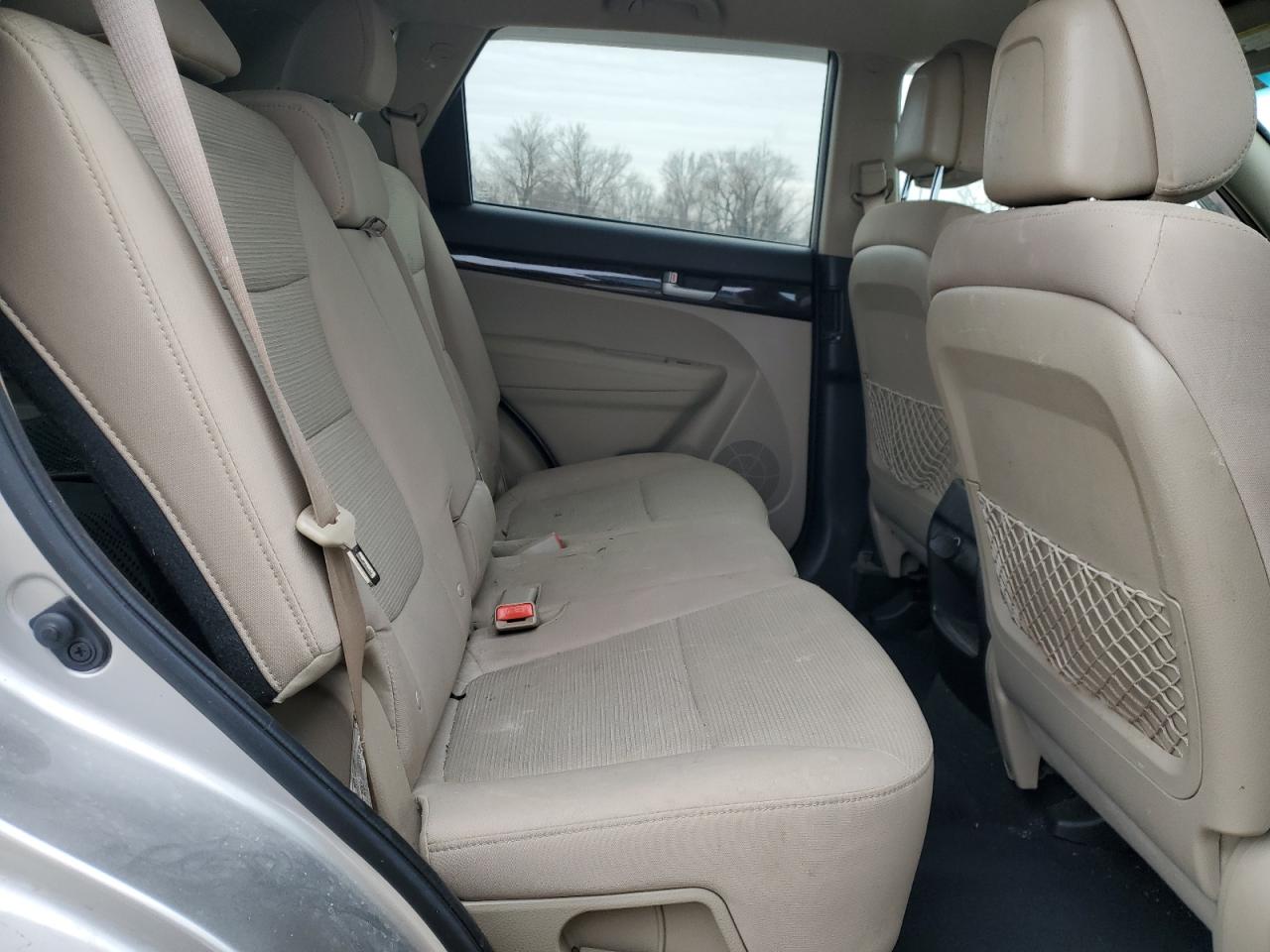 2015 Kia Sorento - Image 11