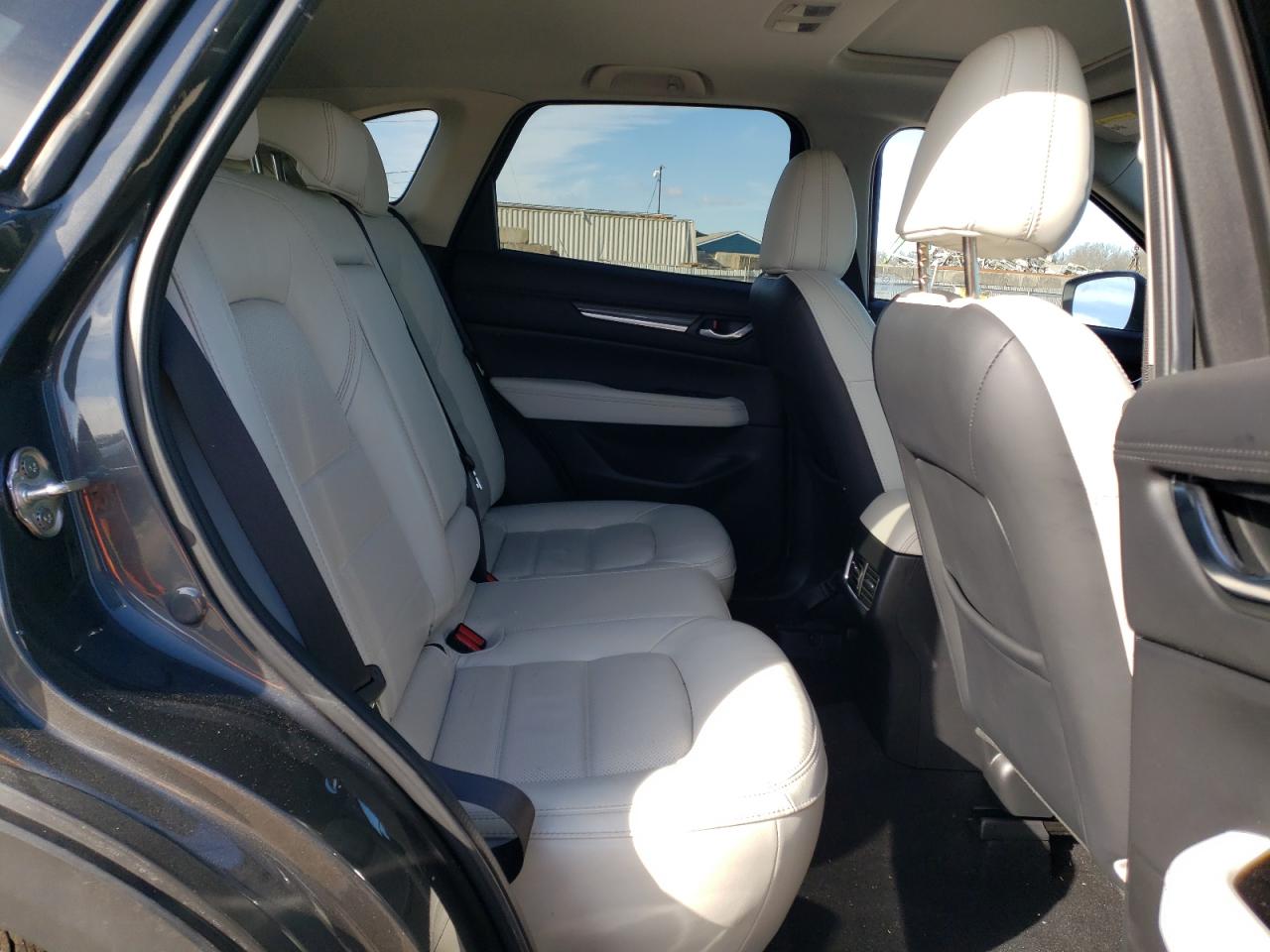 2021 Mazda CX-5 - Image 11